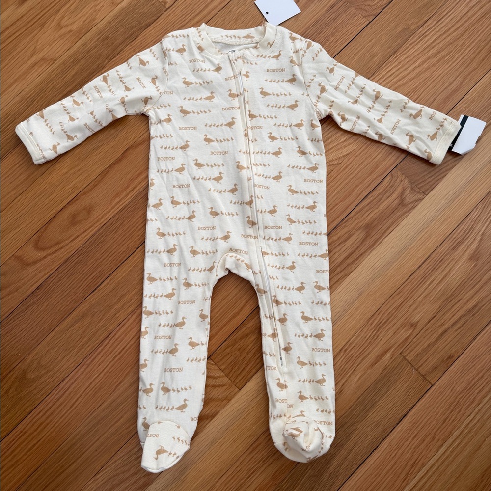 Sidetrack Products Boston Ducklings Zip Onesie - Natural